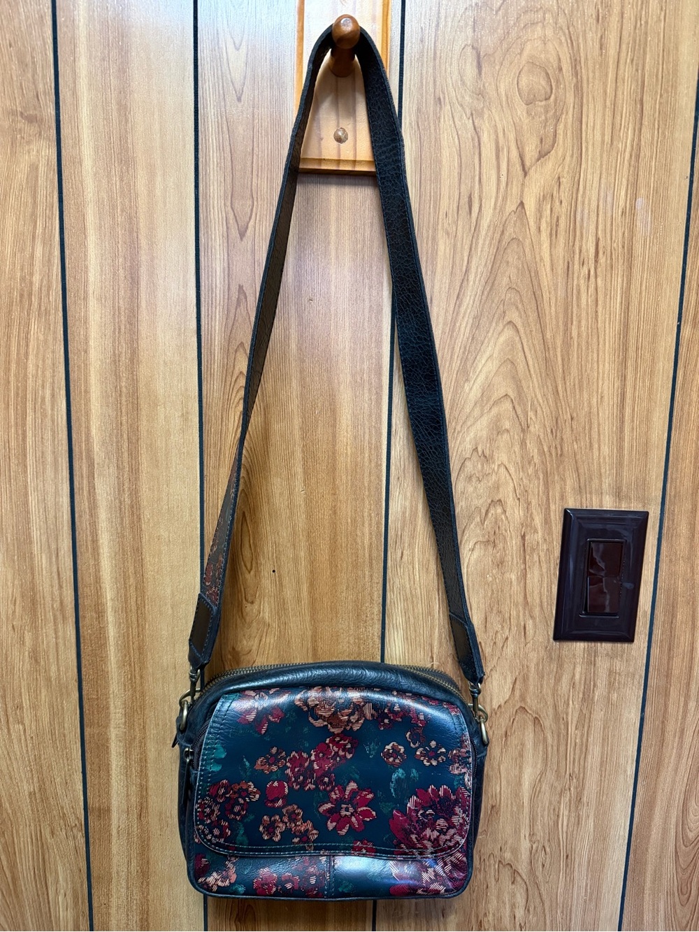 Patricia Nash Fall Vintage Floral Leather Shoulder Bag
